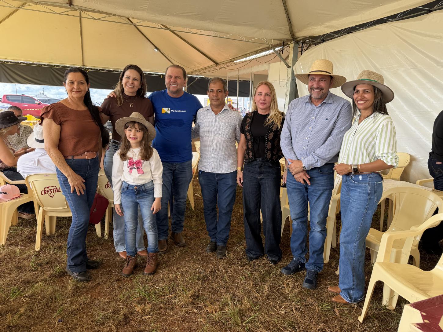 Ieda Chaves participa da Agrocom em Cerejeiras ao lado de Hildon e Cirone e reforça compromisso com o campo
