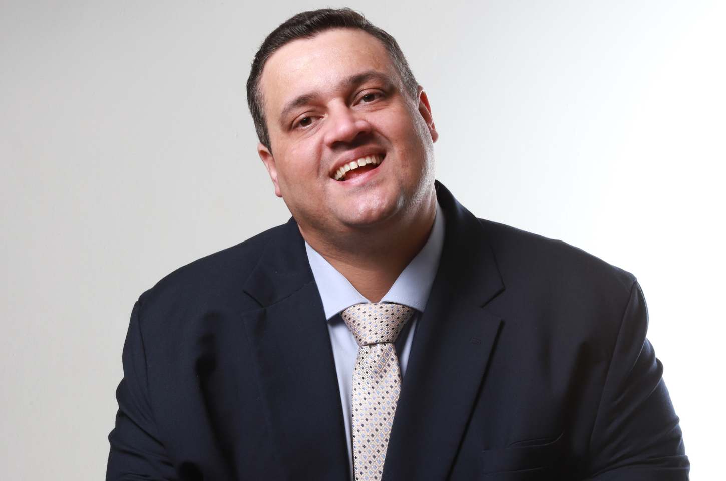 Comissão presidida por Thiago Tezzari intensifica fiscalização da coleta de lixo em Porto Velho