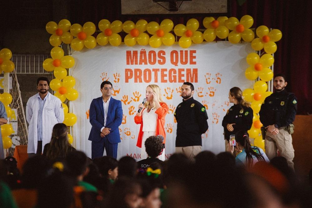 Ieda Chaves leva alerta sobre abuso infantil a alunos da Escola Santa Marcelina