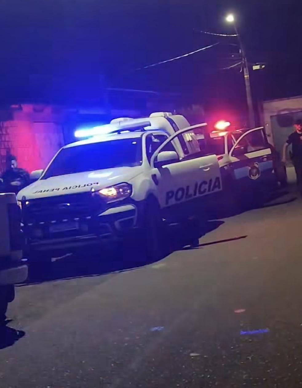 Após agredir esposa, policial penal é preso e tem armas apreendidas