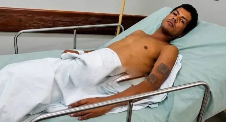Homem é encontrado morto no quintal de residência após provável mal súbito em RO