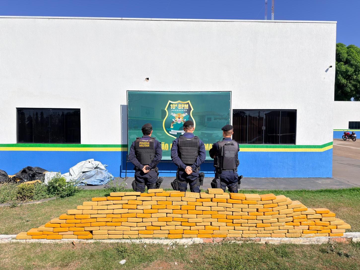 Polícia apreende quase meia tonelada de drogas em operação