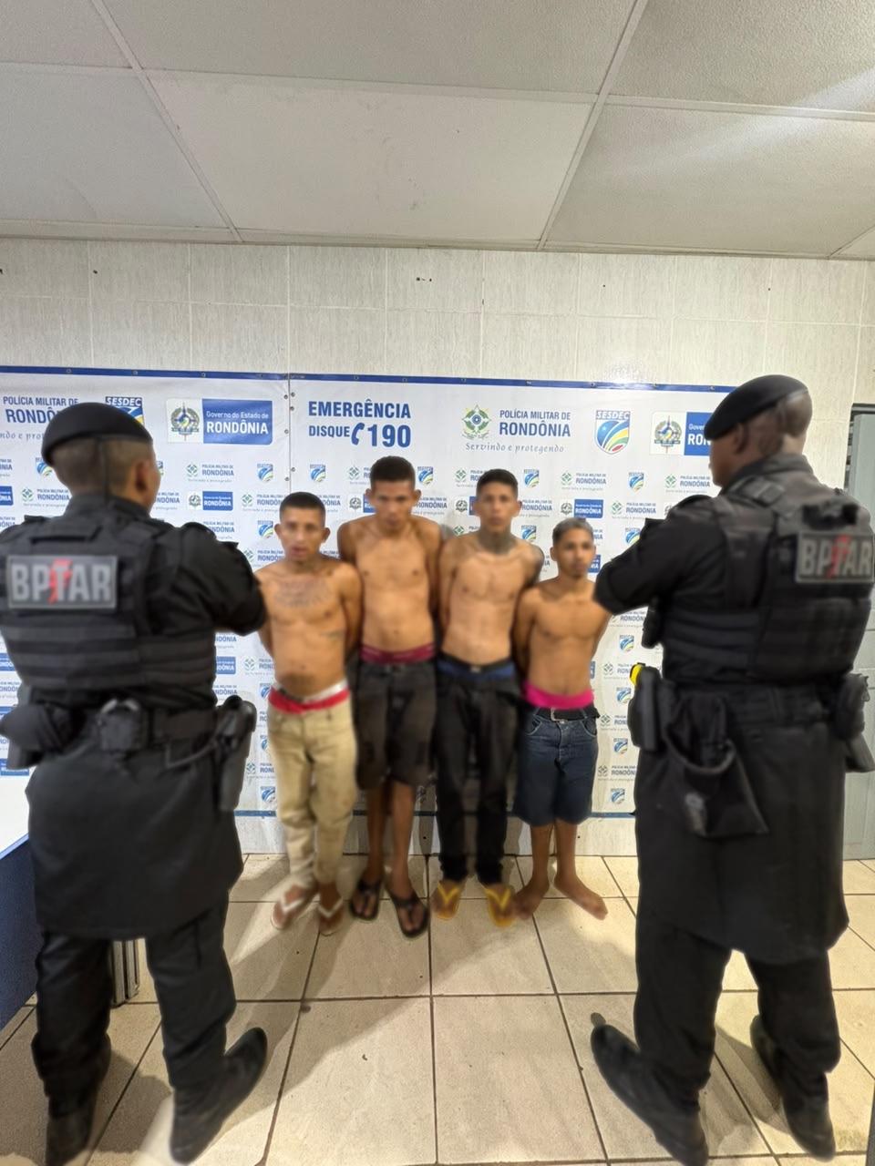 Quadrilha é presa após sequestrar e colocar vítima no porta mala de carro