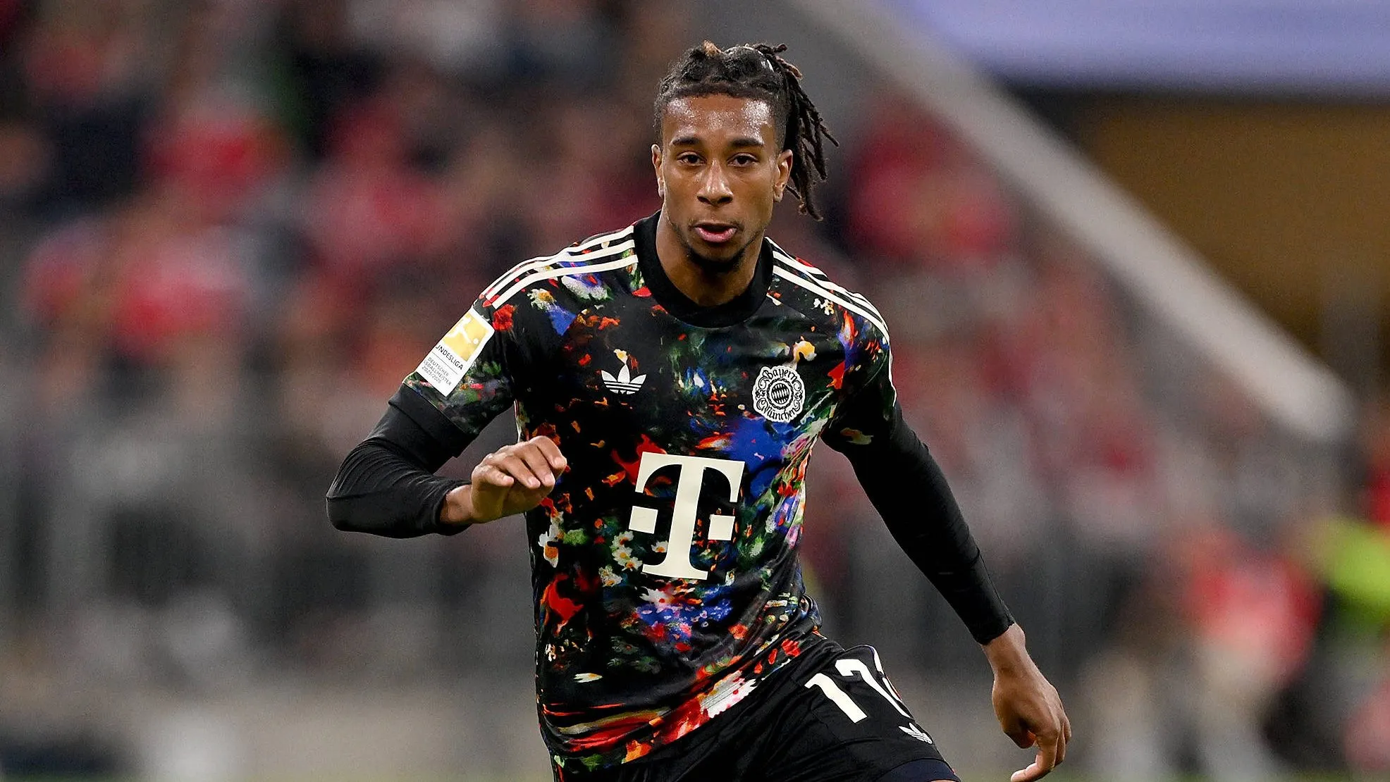 Por que Olise deseja incluir cláusula de rescisão para renovar com o Bayern de Munique